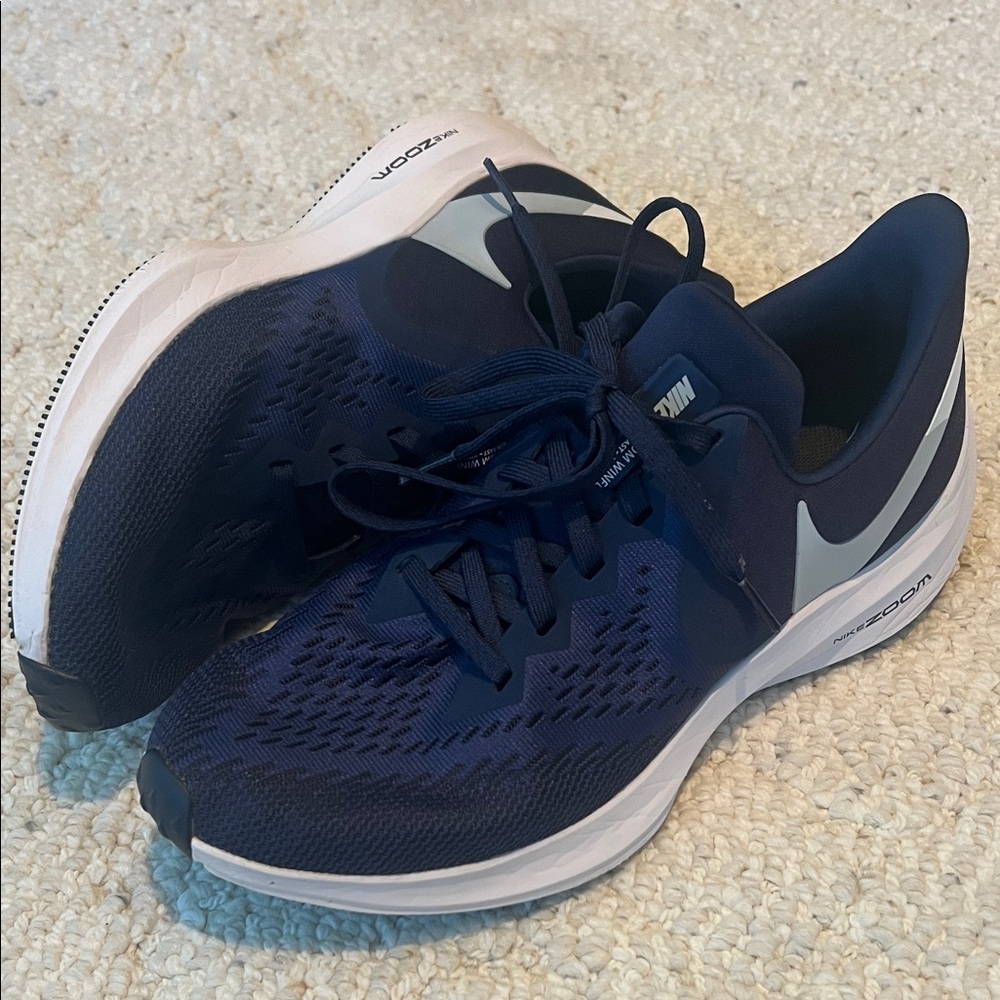 Nike Men's Navy Running Sneakers